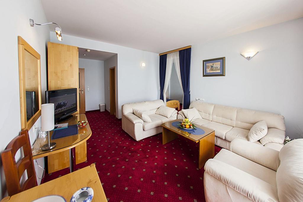 Hotel Senad od Bosne Prokosovici Exterior foto